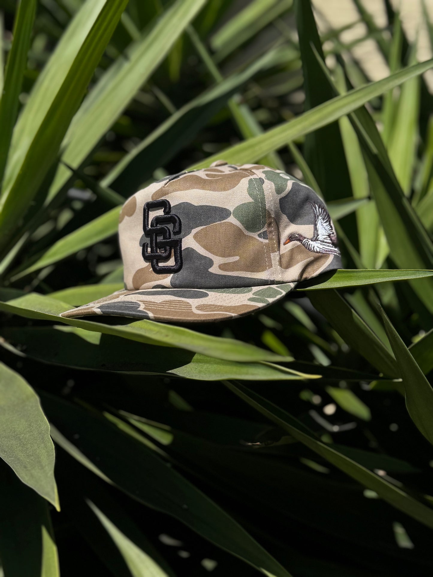 SAILORS GRAVE TATTOO OUTDOOR SNAPBACKS